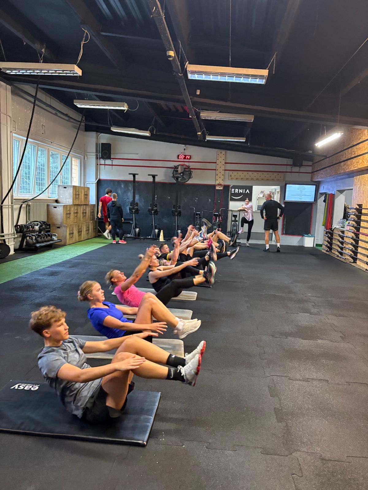 Sprzęt i strefa ciężarowa – zdjęcie 3